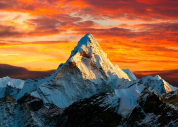 གྱེས་དབྱངས་དྲུག་འགྱུར་མ།